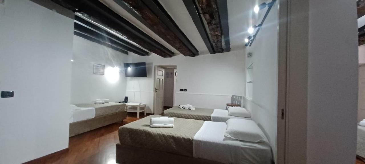 Residenza Nunziatella Appartement Napels Buitenkant foto