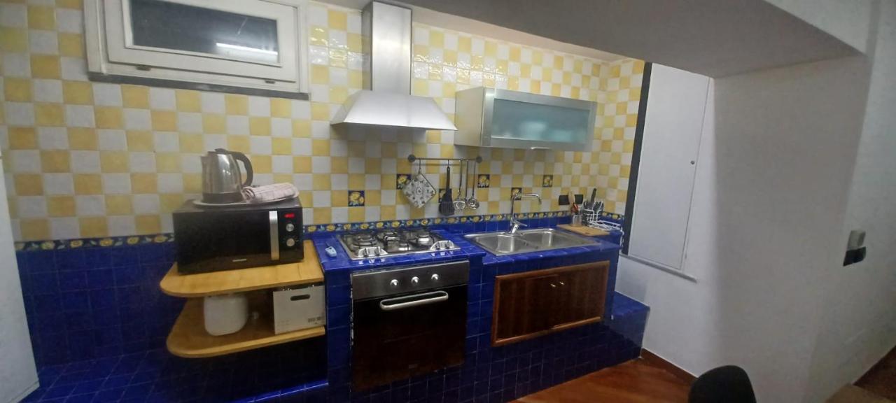 Residenza Nunziatella Appartement Napels Buitenkant foto